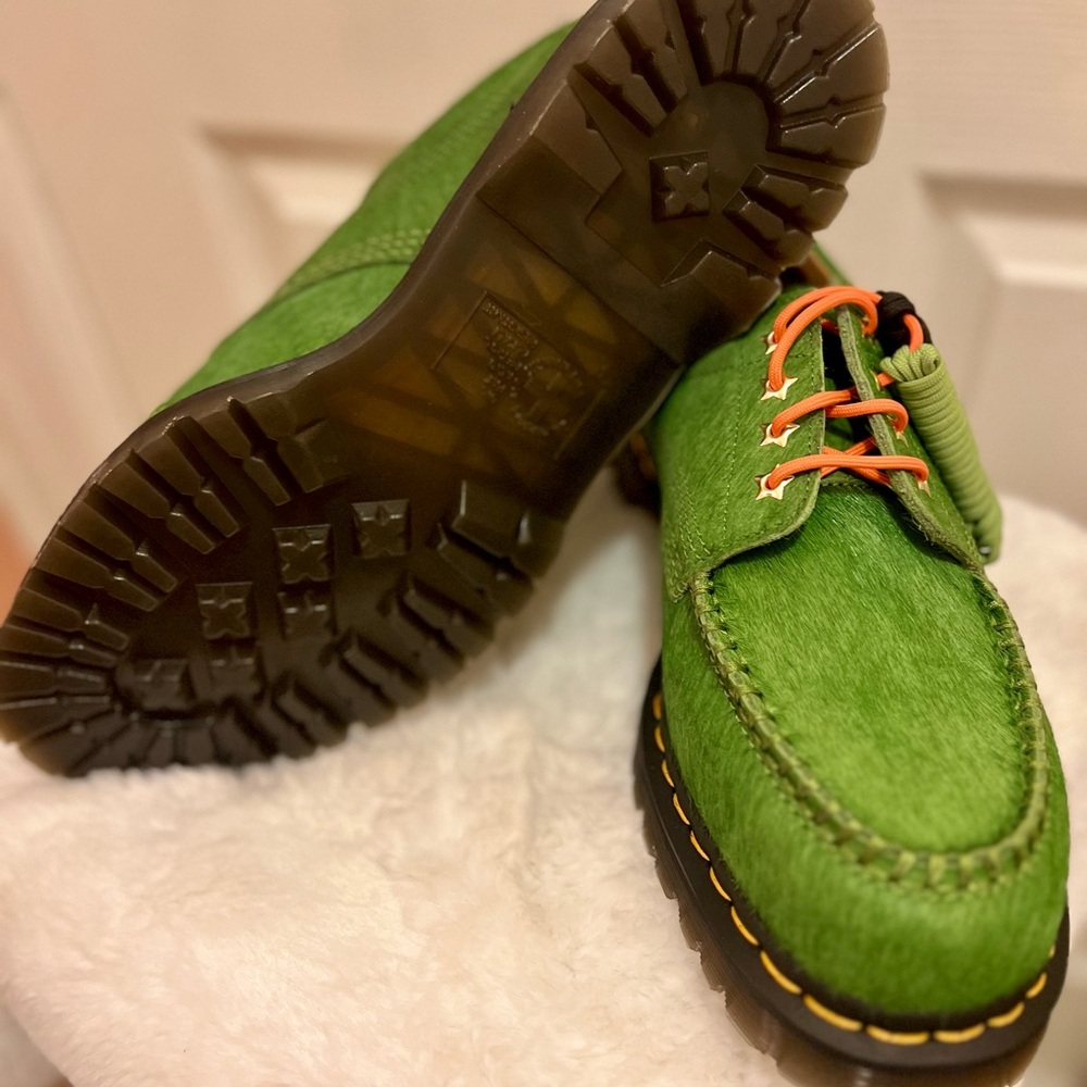 Dr. Martens Green Men's Oxfords - Picture 9 of 12